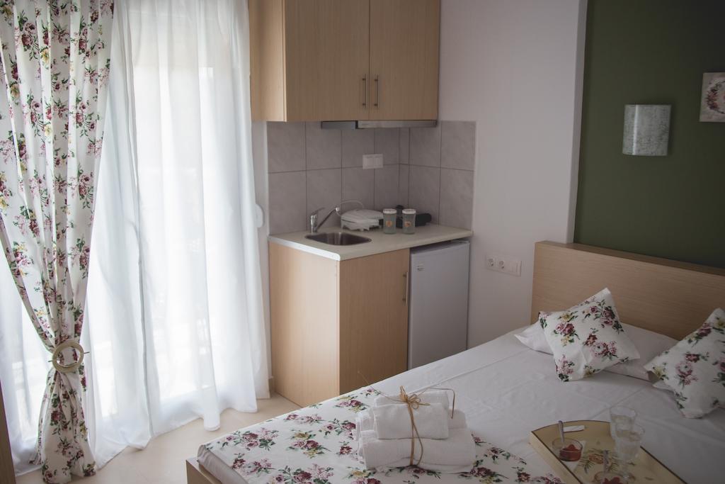 Maistrali Pension สกาลา มาริออน ห้อง รูปภาพ
